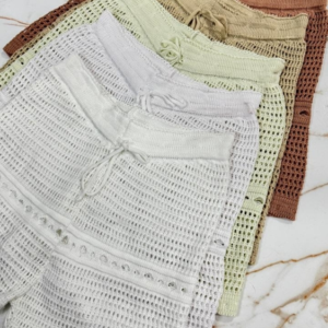 Short trico com detalhe na barra